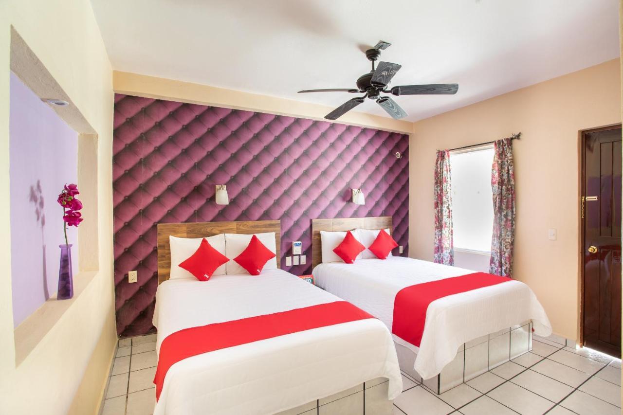 Hotel Costa Azul チェトゥマル エクステリア 写真