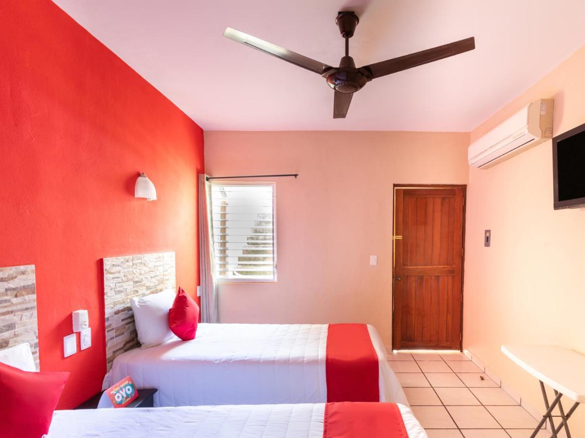 Hotel Costa Azul チェトゥマル エクステリア 写真