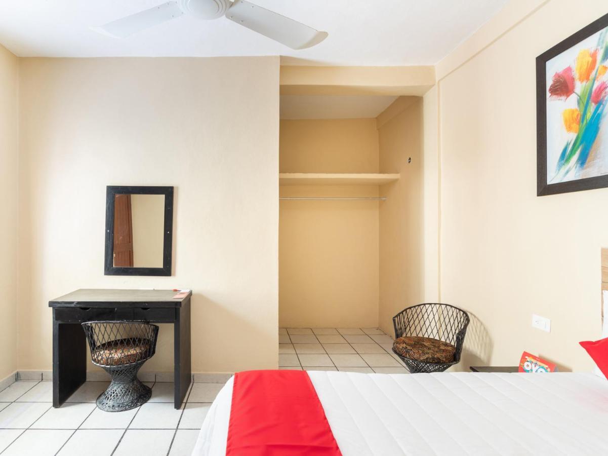 Hotel Costa Azul チェトゥマル エクステリア 写真